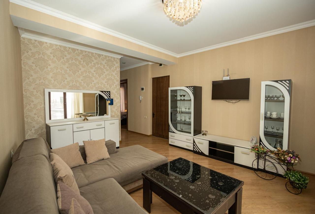 Brand New Apartment With Terrace 第比利斯 外观 照片